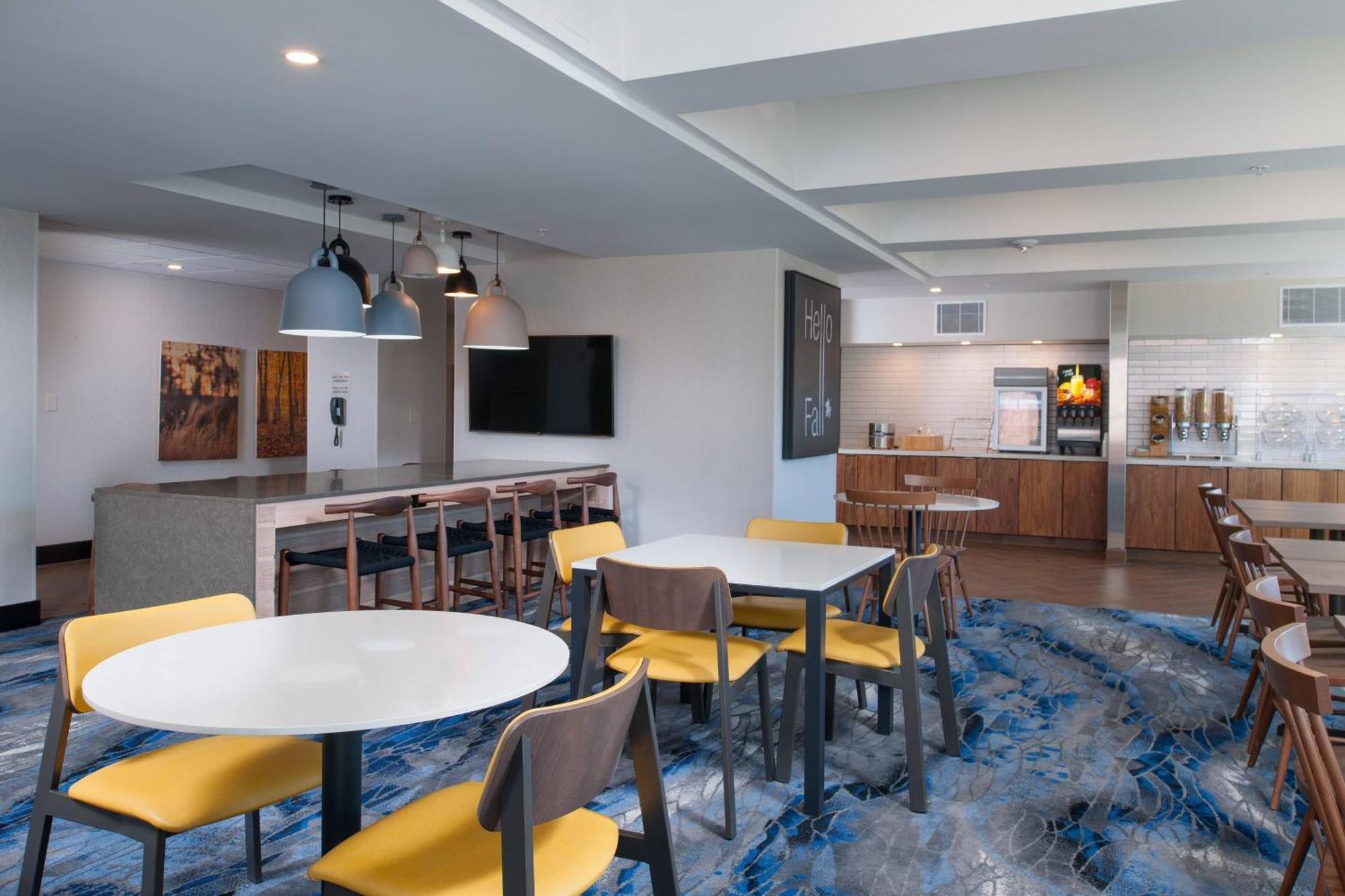 Hotel Fairfield By Marriott Pittsburgh Downtown Exterior foto